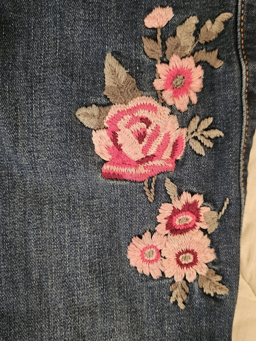 Hollister Floral Embroidered Low-Rise Super Skinny Crop Jeans - Size 1R - Picture 8 of 8